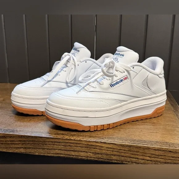 Reebok Women’s Club C Extra Shoes - Picture 3 of 7